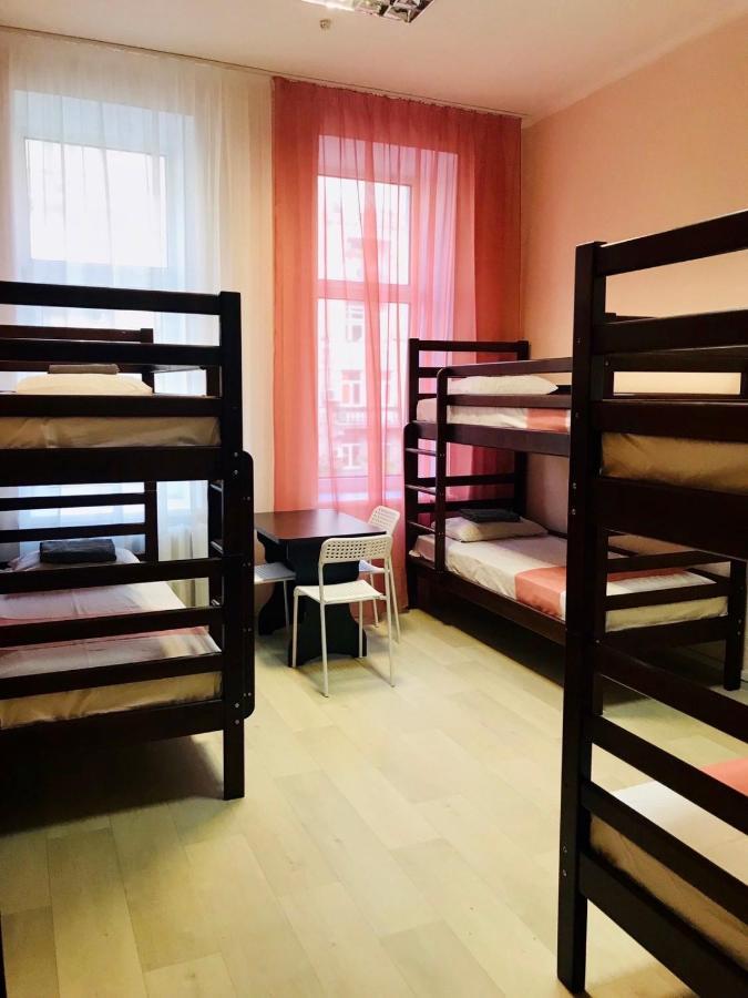 U-Compass Vandrehjem Kiev Eksteriør billede